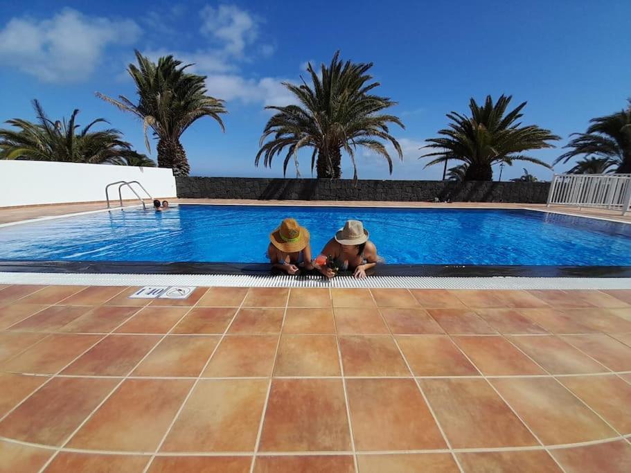 Alemar Appartement Costa Teguise Buitenkant foto
